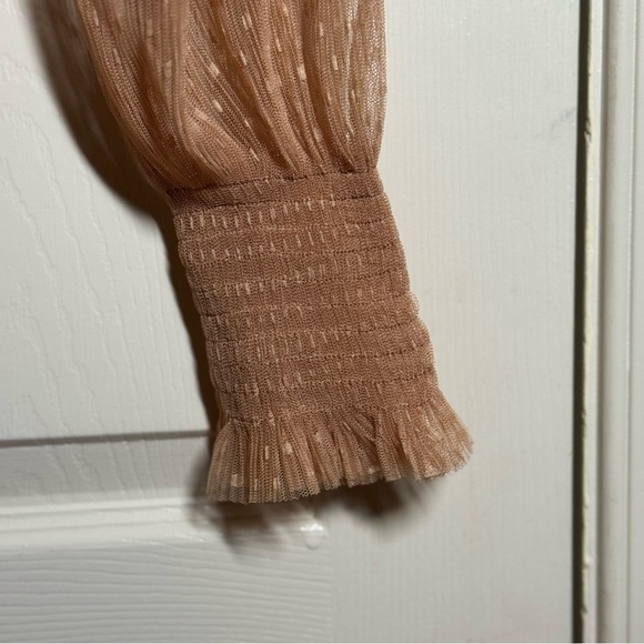 Hello Molly Blush Textured Crop Top Size L - Picture 9 of 11